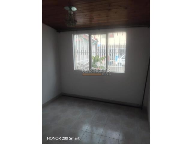 Casas, Alquiler en La Base