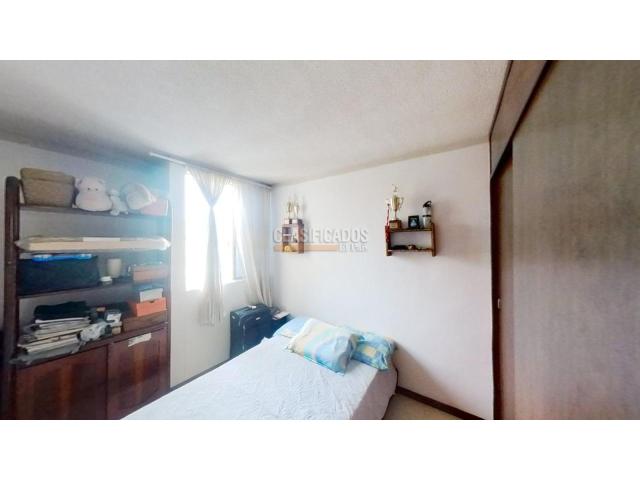 Apartamentos, Venta en Primero de Mayo
