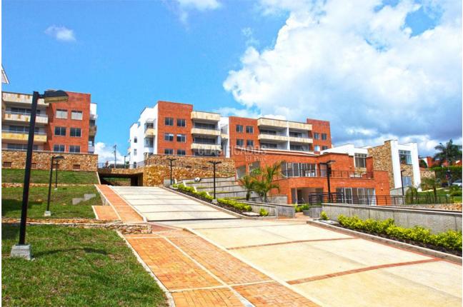 Apartamentos, Venta en Arboleda de Miramontes