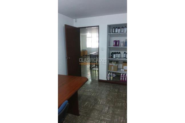 Oficinas y Consultorios, Venta, San Vicente - $521.000.000