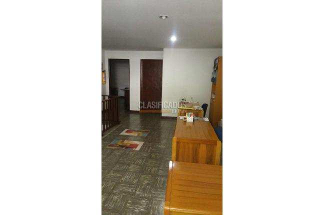 Oficinas y Consultorios, Venta, San Vicente - $521.000.000