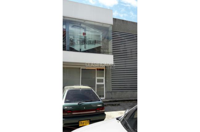 Oficinas y Consultorios, Venta en Versalles