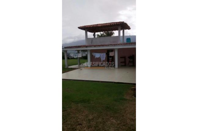 Fincas y Casas Campestres, Venta, Calima (Darién) - $2.200.000.000