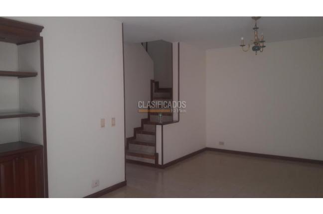 Casas, Venta, La Hacienda