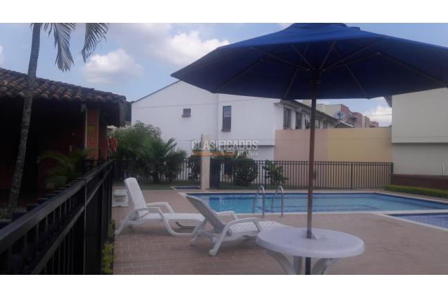 Casas, Venta en La Hacienda