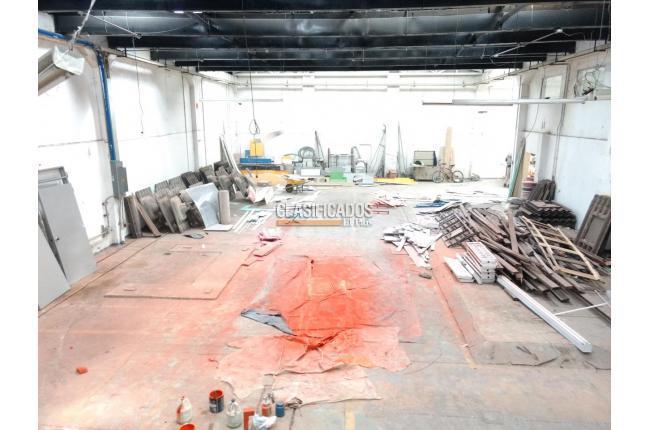 Locales y Bodegas, Alquiler, Santander - $4.000.000