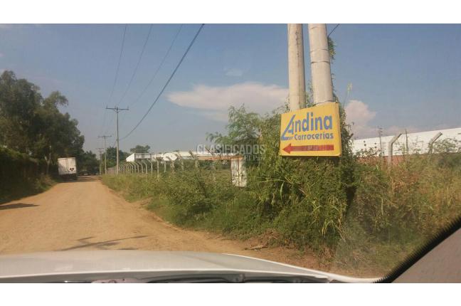 Lotes, Alquiler en Acopi