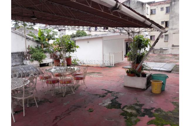 Casas, Venta, Versalles - $1.200.000.000