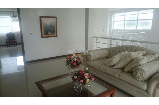Casas, Venta, Ginebra - $1.800.000.000