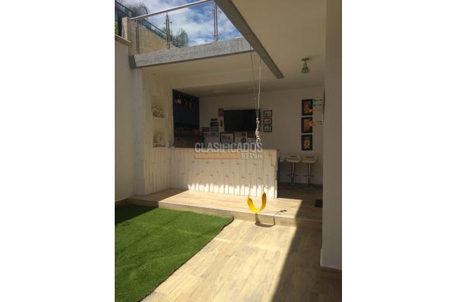 Casas, Venta en Portal del Jockey