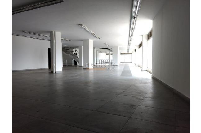 Edificios, Alquiler, Tequendama - $18.000.000