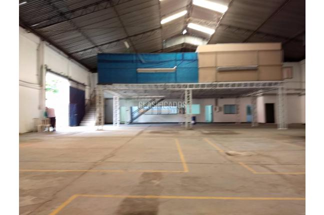 Locales y Bodegas, Alquiler, Las Delicias - $8.500.000