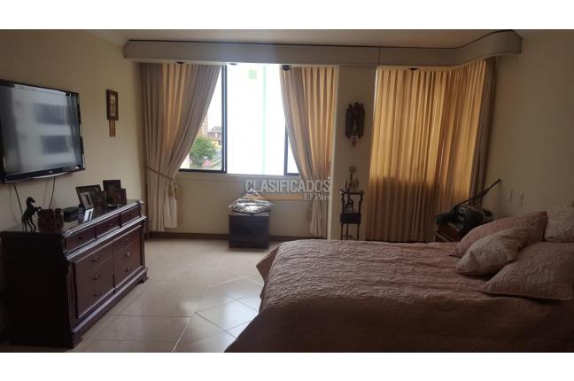 Apartamentos, Venta, Centenario - $700.000.000