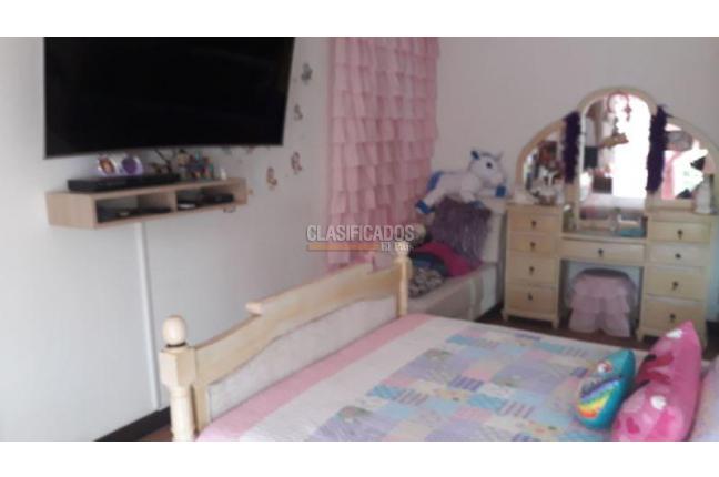 Casas, Venta, Menga - $1.500.000.000