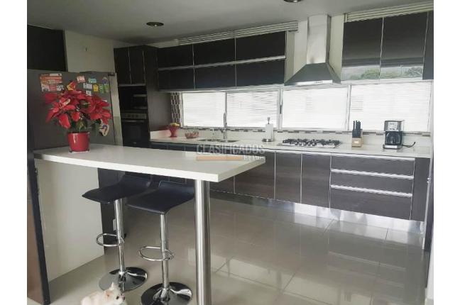Apartamentos, Venta, Aguacatal - $995.000.000