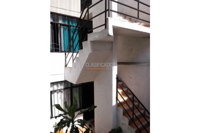 Edificios, Venta en Granada