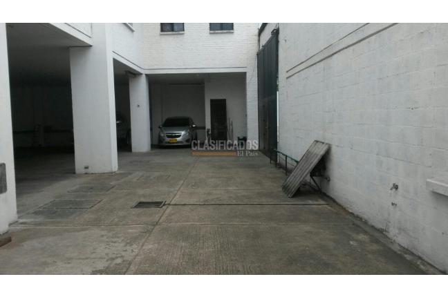 Locales y Bodegas, Alquiler, Prados del Norte - $10.000.000