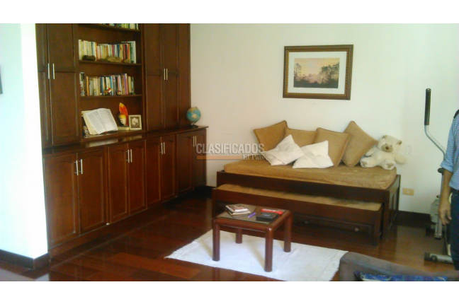 Casas, Venta en Ciudad Jardín