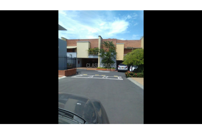 Casas, Venta en Ciudad Jardín