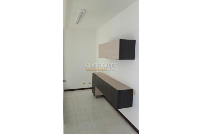 Oficinas y Consultorios, Alquiler, Versalles - $1.400.000