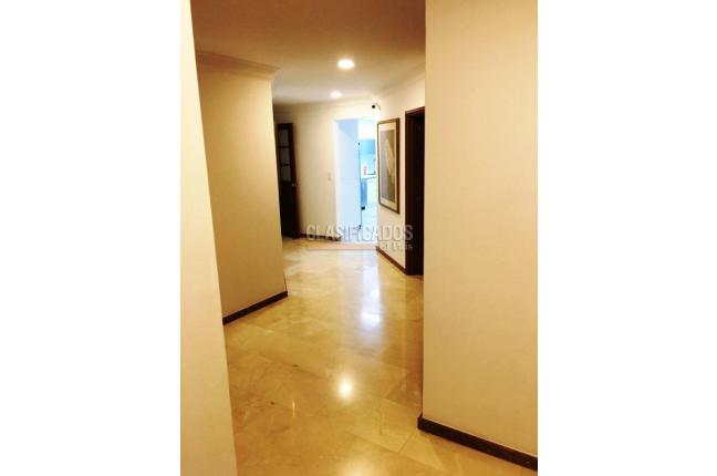 Apartamentos, Venta, Cristales - $1.090.000.000