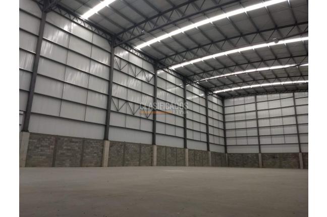 Locales y Bodegas, Alquiler, Yumbo - $26.000.000