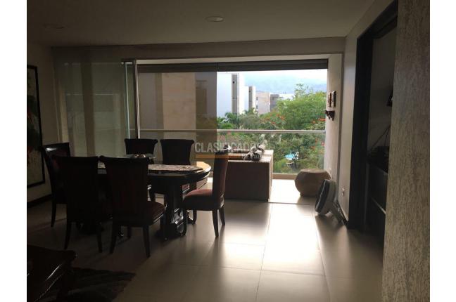 Apartamentos, Venta en Pance