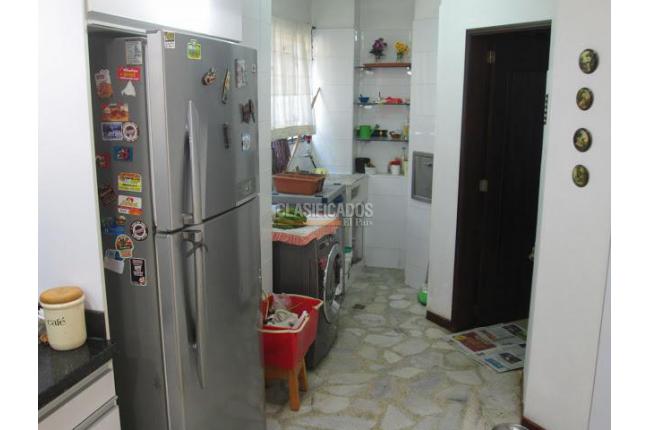 Apartamentos, Venta en Arboleda