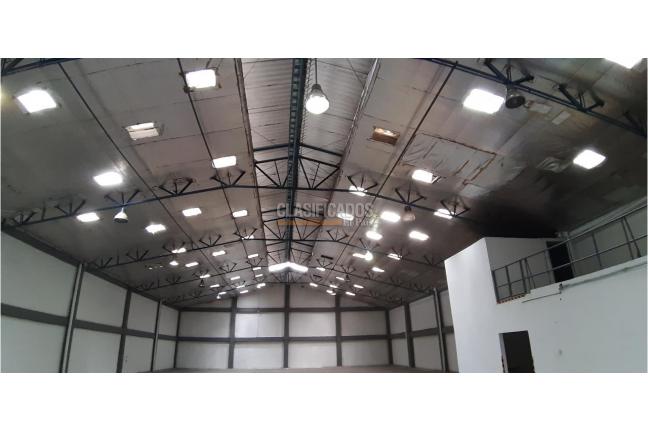 Locales y Bodegas, Alquiler, Yumbo - $10.000.000