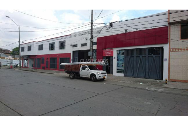 Locales y Bodegas, Venta, Obrero - $1.900.000.000