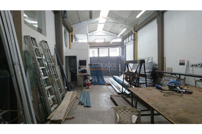 Locales y Bodegas, Venta, Obrero - $1.900.000.000