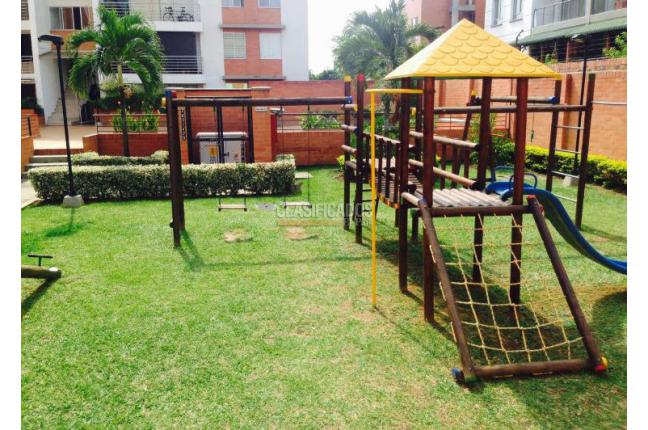 Apartamentos, Venta en Jardín de Pance