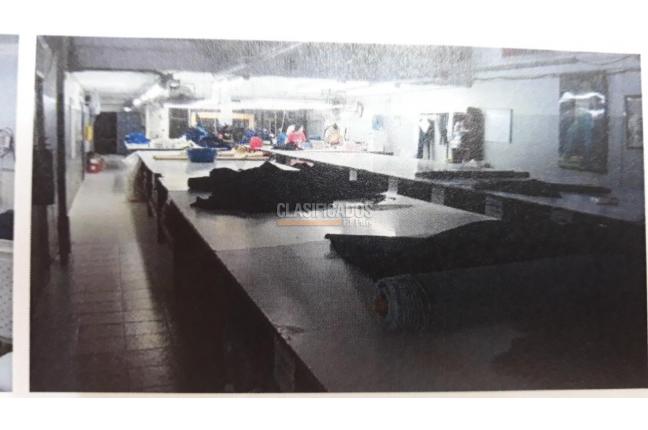 Locales y Bodegas, Venta, San Vicente - $1.950.000.000