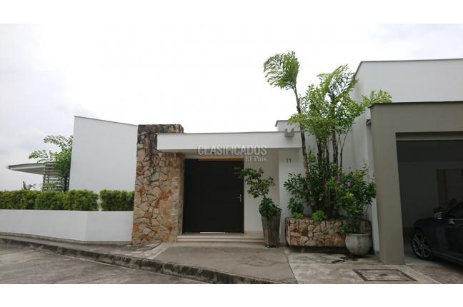 Casas, Venta en Cristales