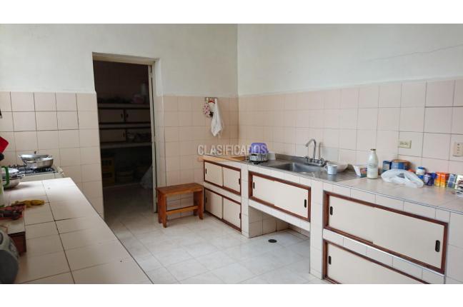 Casas, Venta, Centenario - $3.000.000.000