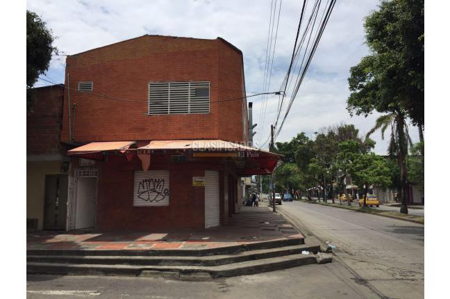 Locales y Bodegas, Venta, Municipal - $470.000.000