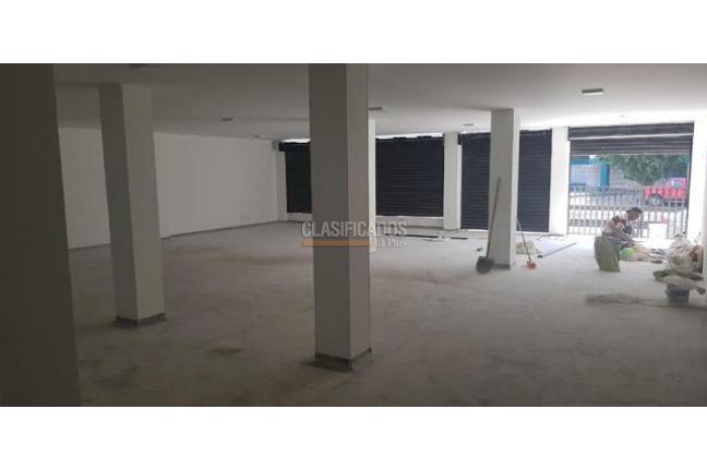 Locales y Bodegas, Venta, Galería Santa Elena - $850.000.000