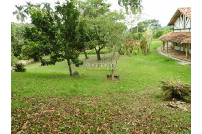 Fincas y Casas Campestres, Venta, La Tebaida - $1.400.000.000