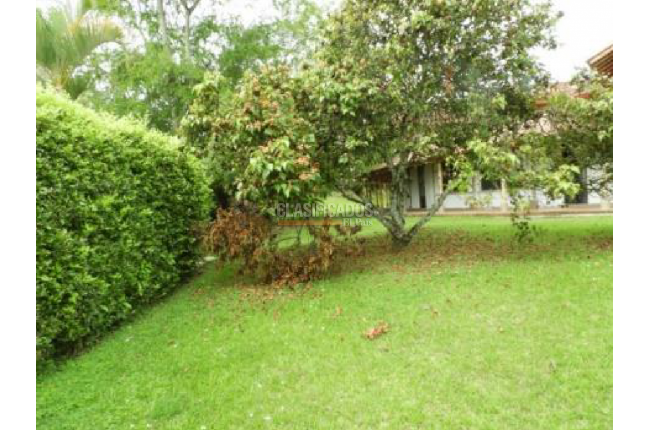 Fincas y Casas Campestres, Venta, La Tebaida - $1.400.000.000
