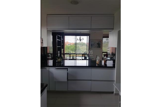 Apartamentos, Venta en Ciudad Jardín