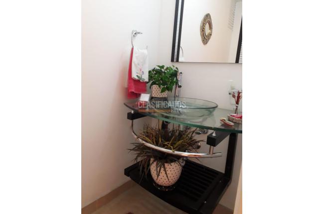 Apartamentos, Venta, Versalles - $420.000.000