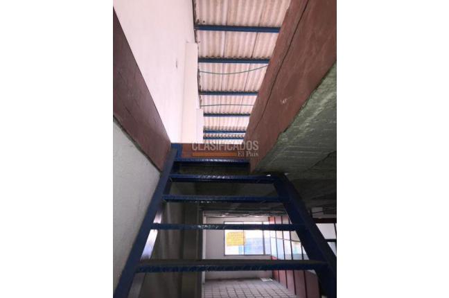 Locales y Bodegas, Venta, Obrero - $620.000.000