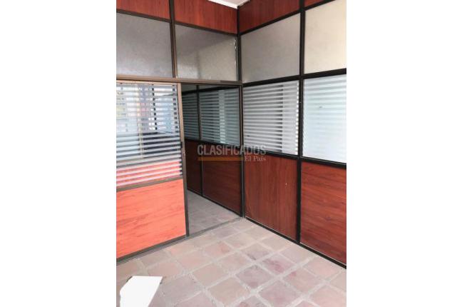 Locales y Bodegas, Venta, Obrero - $620.000.000