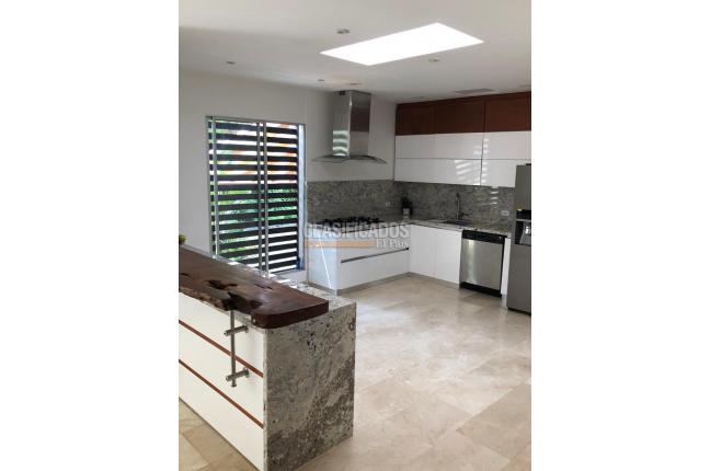 Casas, Venta, Ciudad Jardín - $1.800.000.000