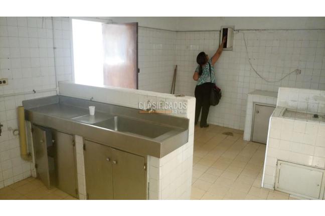 Edificios, Venta, Centenario - $4.200.000.000