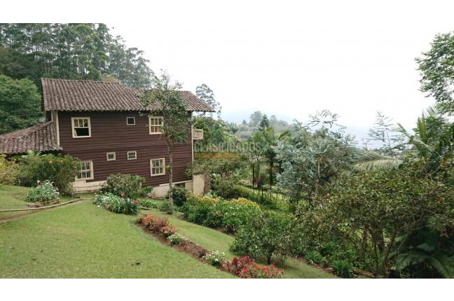 Fincas y Casas Campestres, Venta, El Saladito - $2.100.000.000