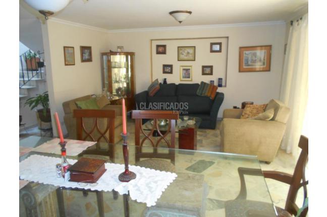 Casas, Venta en Antejardín