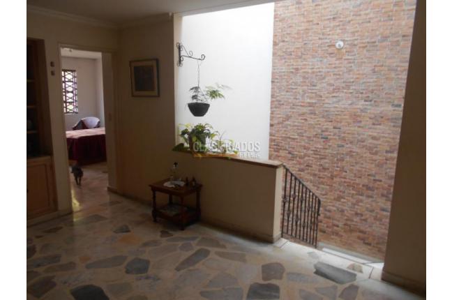 Casas, Venta, Antejardín - $650.000.000