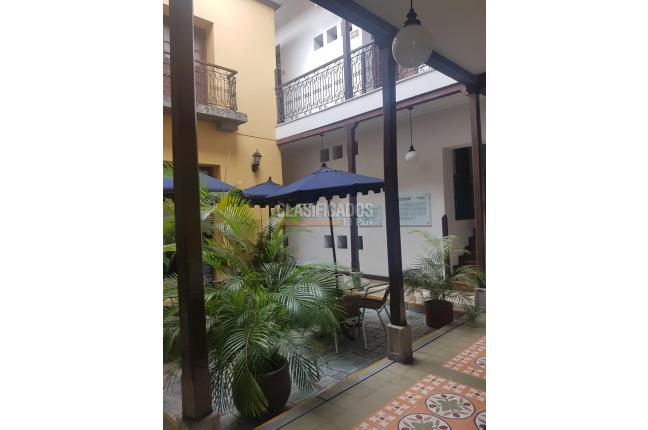 Casas, Venta, La Merced - $2.200.000.000
