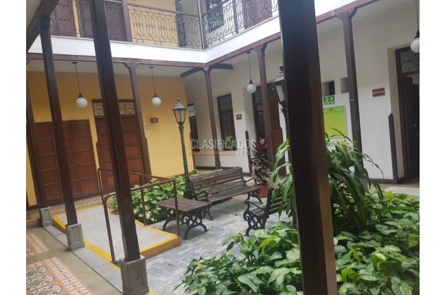 Casas, Venta, La Merced - $2.200.000.000